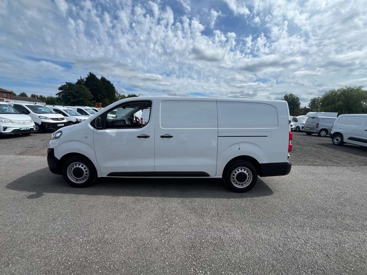 2023 VAUXHALL VIVARO 2023 VAUXHALL VIVARO