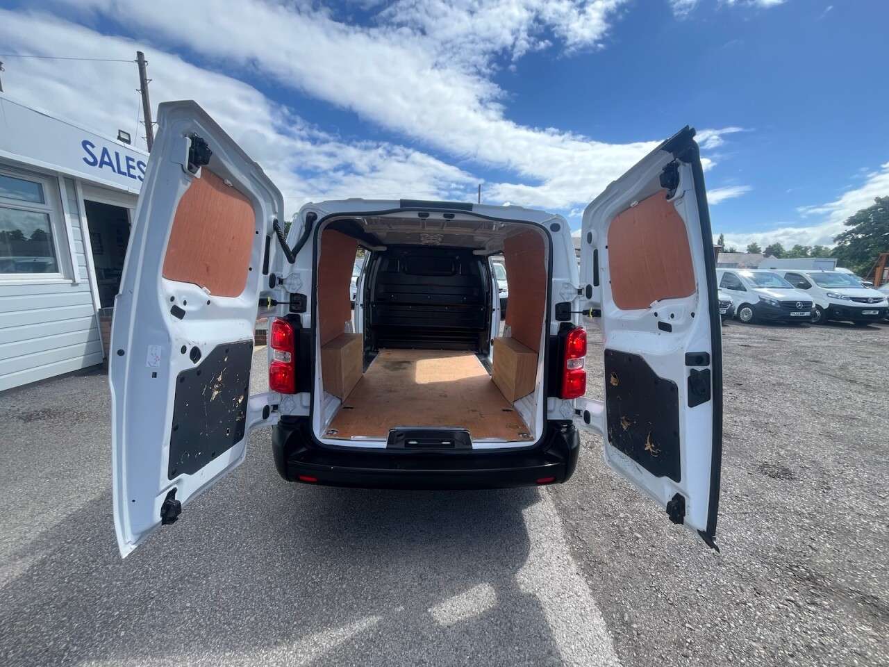 2023 VAUXHALL VIVARO 2023 VAUXHALL VIVARO