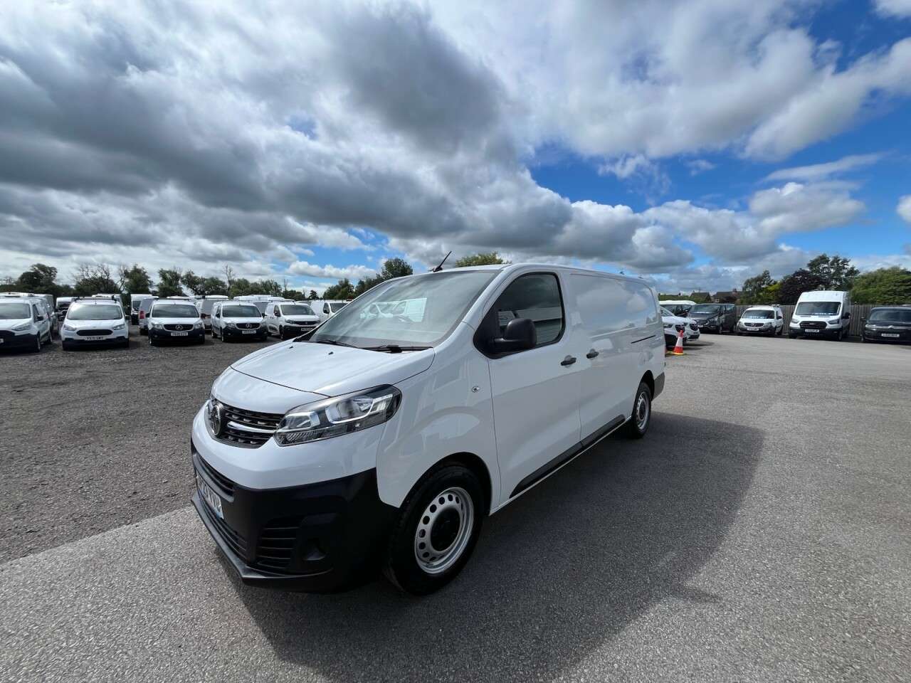 2023 VAUXHALL VIVARO 2023 VAUXHALL VIVARO