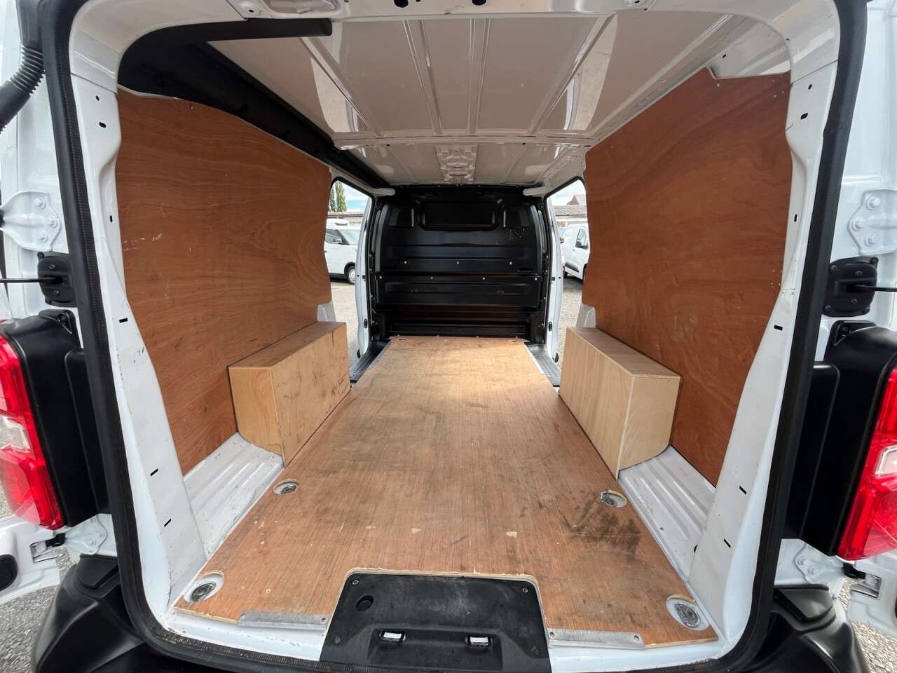 2023 VAUXHALL VIVARO 2023 VAUXHALL VIVARO