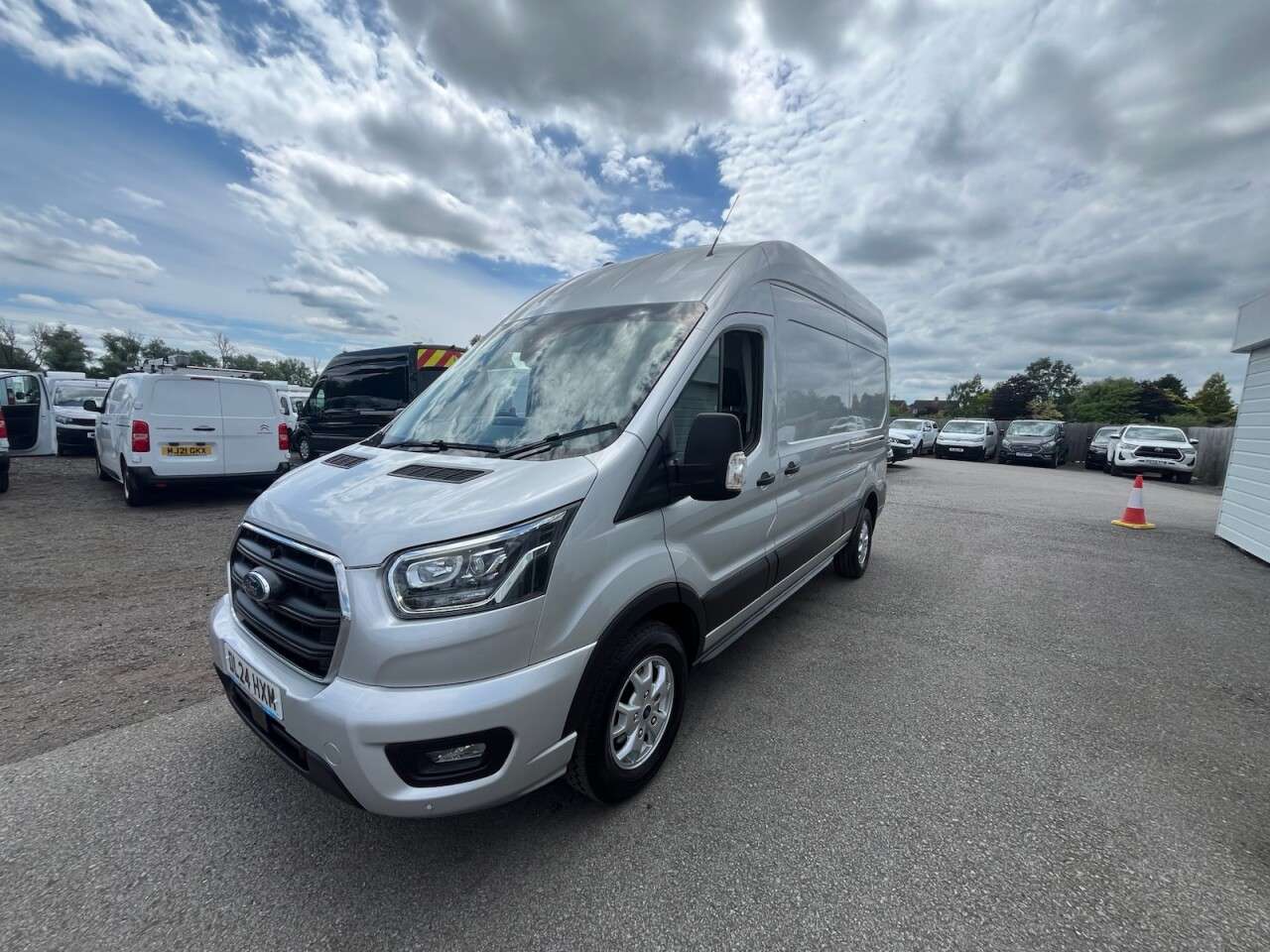 2024 FORD TRANSIT 2024 FORD TRANSIT