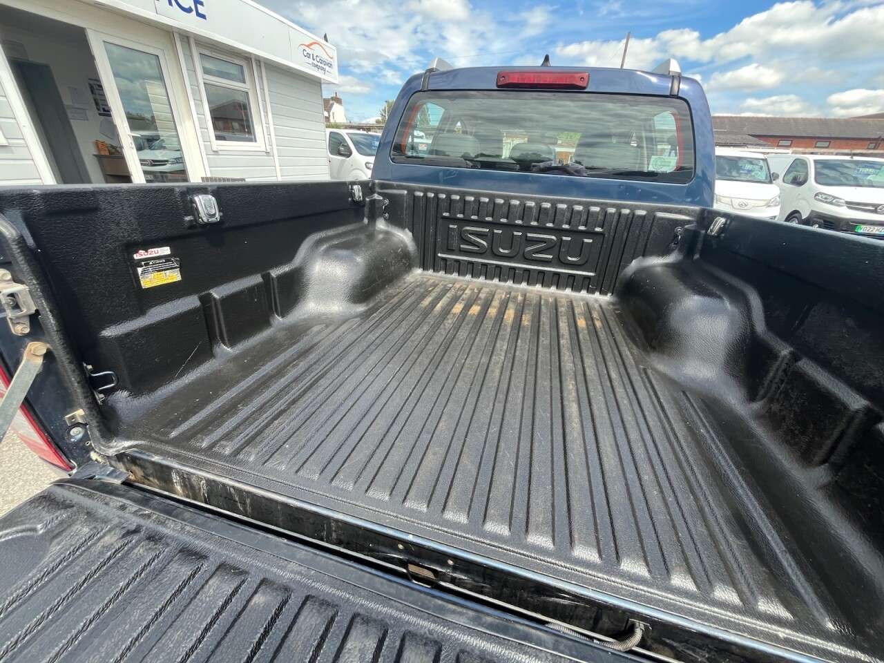 2017 ISUZU D-MAX 2017 ISUZU D-MAX