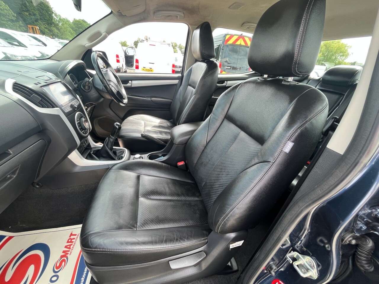 2017 ISUZU D-MAX 2017 ISUZU D-MAX