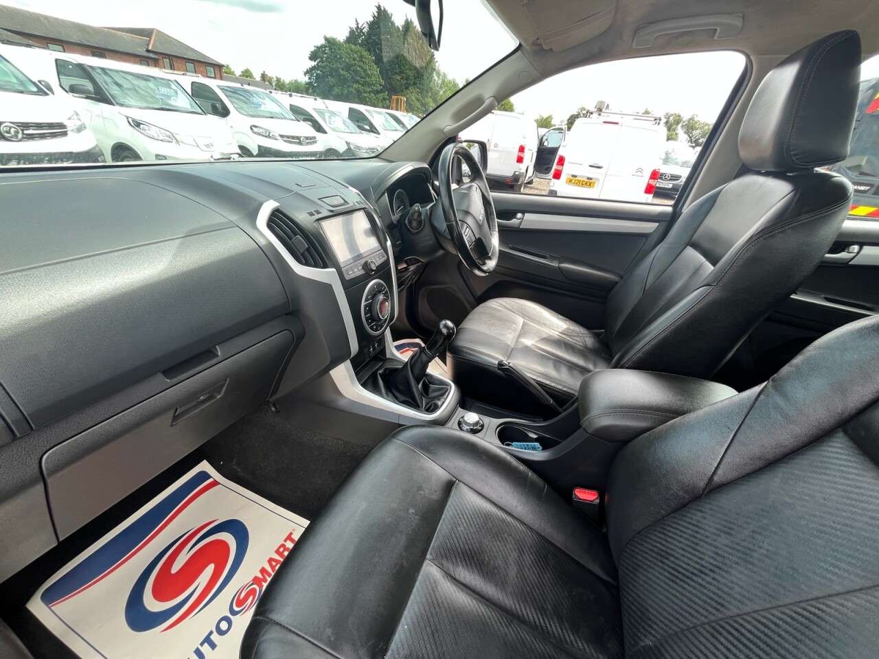 2017 ISUZU D-MAX 2017 ISUZU D-MAX