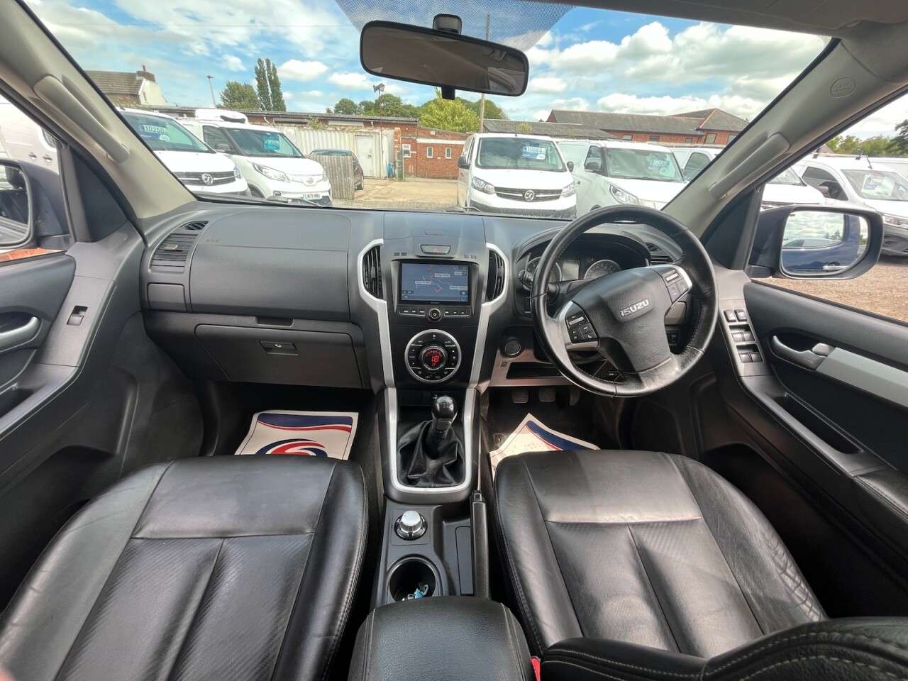 2017 ISUZU D-MAX 2017 ISUZU D-MAX