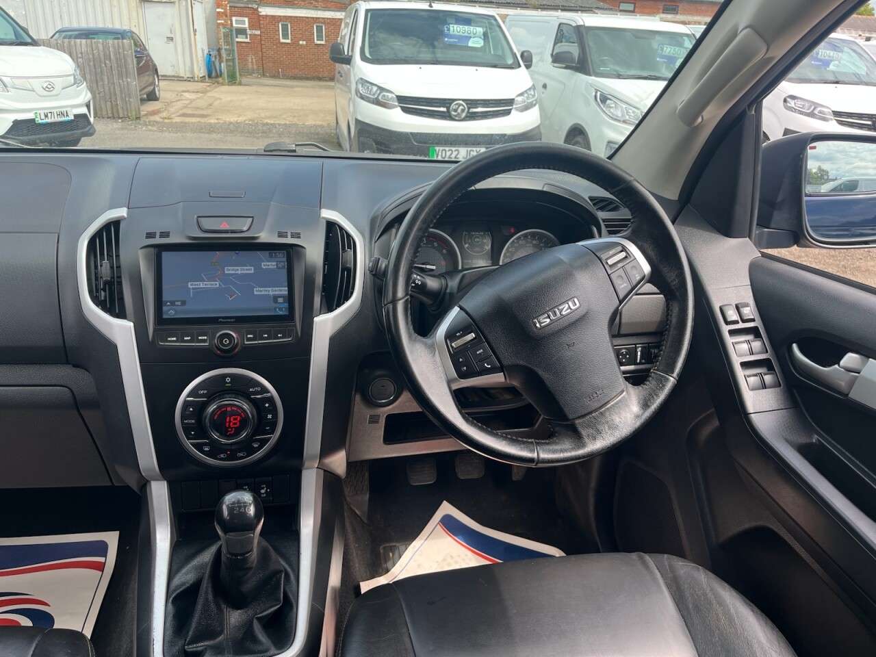 2017 ISUZU D-MAX 2017 ISUZU D-MAX