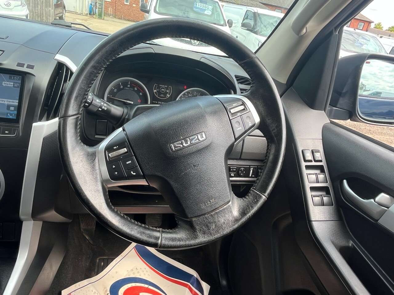 2017 ISUZU D-MAX 2017 ISUZU D-MAX