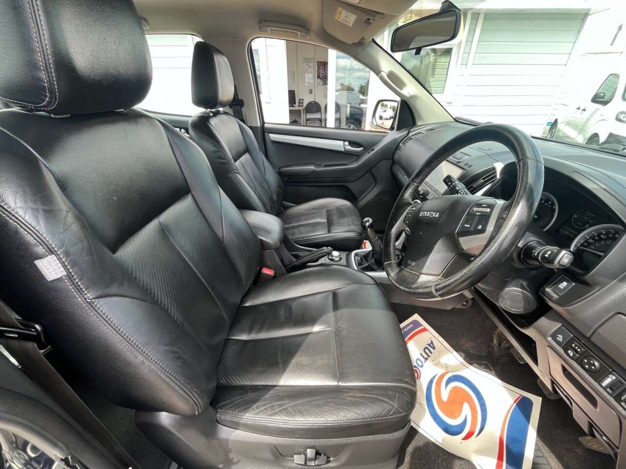 2017 ISUZU D-MAX 2017 ISUZU D-MAX