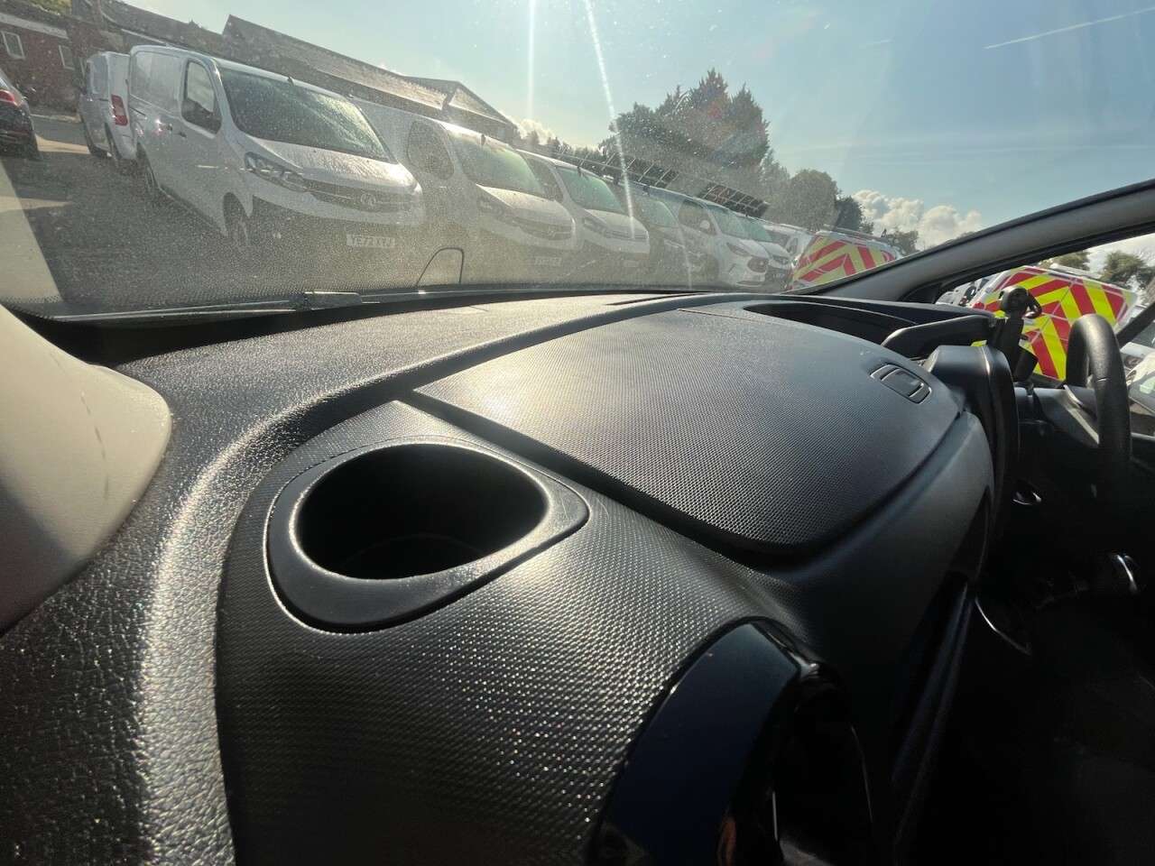 2020 NISSAN NV300 2020 NISSAN NV300