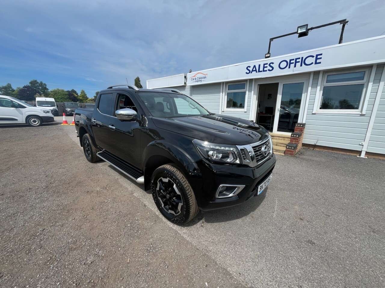 A 2020 NISSAN NAVARA 2.3 dCi Tekna Pickup Double Cab 4dr Diesel Auto 4WD Euro 6 (190 ps) * FINAN A 2020 NISSAN NAVARA 2.3 dCi Tekna Pickup Double Cab 4dr Diesel Auto 4WD Euro 6 (190 ps) * FINAN