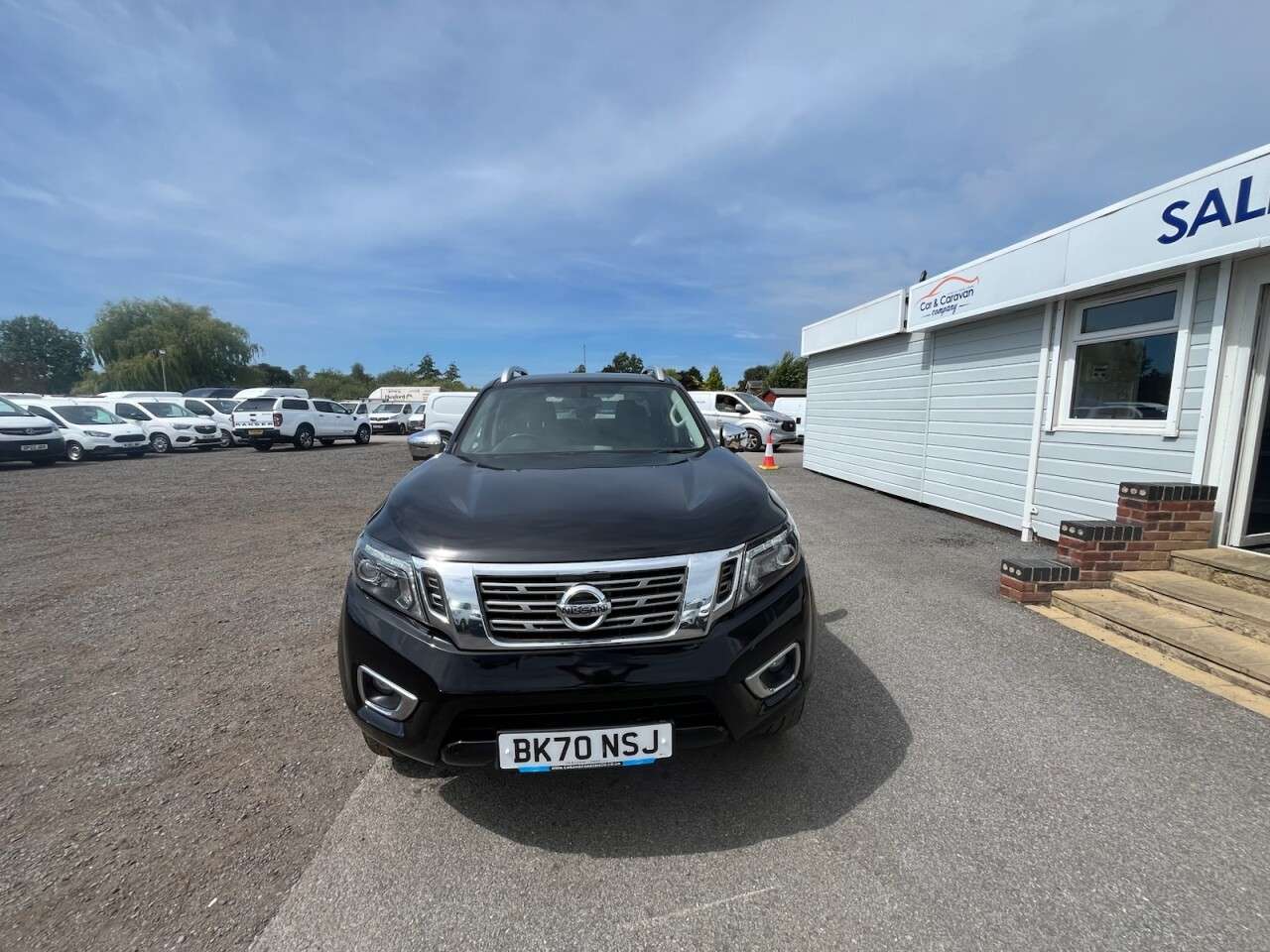 A 2020 NISSAN NAVARA 2.3 dCi Tekna Pickup Double Cab 4dr Diesel Auto 4WD Euro 6 (190 ps) * FINAN A 2020 NISSAN NAVARA 2.3 dCi Tekna Pickup Double Cab 4dr Diesel Auto 4WD Euro 6 (190 ps) * FINAN