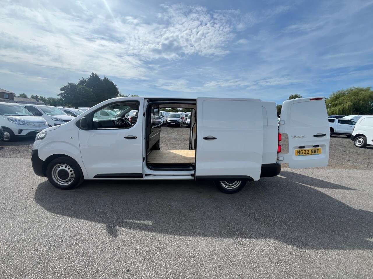 2022 VAUXHALL VIVARO 2022 VAUXHALL VIVARO