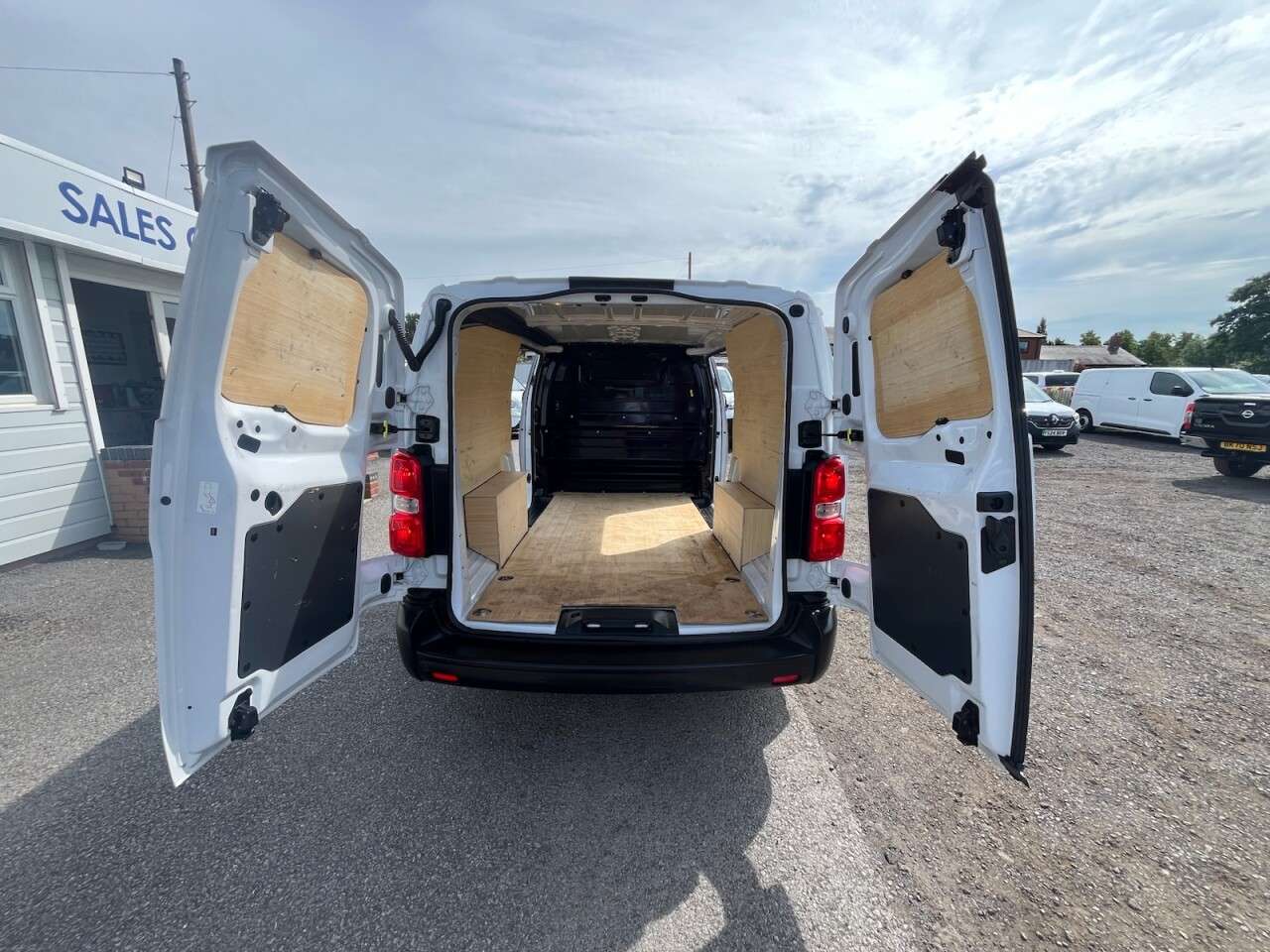 2022 VAUXHALL VIVARO 2022 VAUXHALL VIVARO