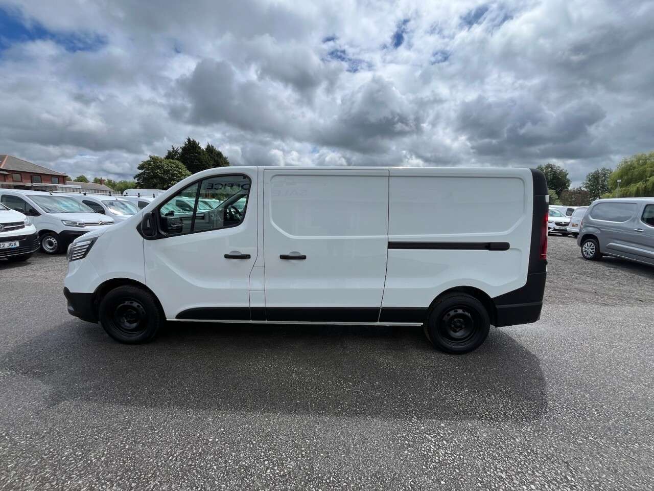 2022 RENAULT TRAFIC 2022 RENAULT TRAFIC