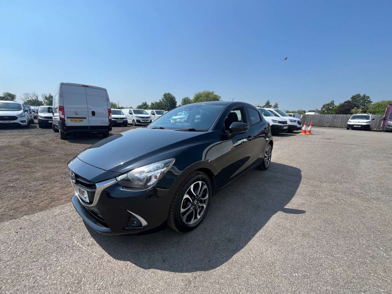 2017 MAZDA MAZDA2 2017 MAZDA MAZDA2