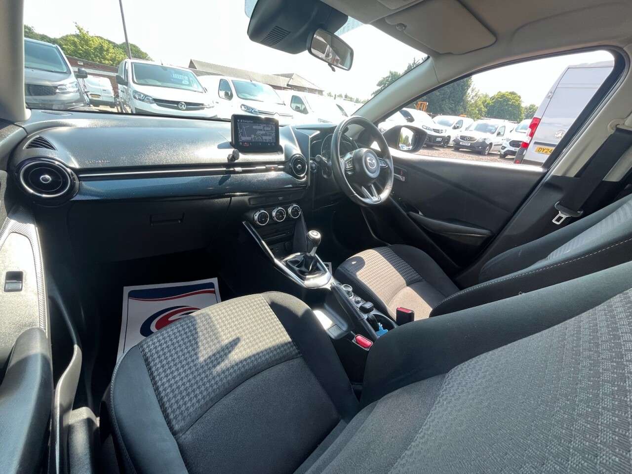 2017 MAZDA MAZDA2 2017 MAZDA MAZDA2