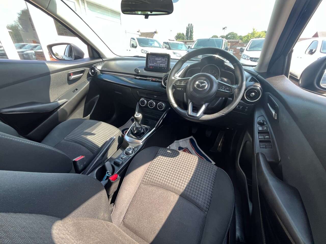2017 MAZDA MAZDA2 2017 MAZDA MAZDA2