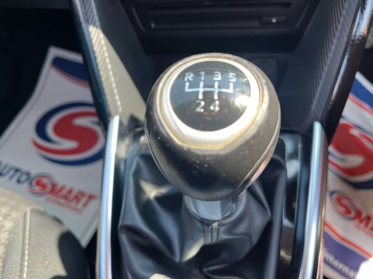 2017 MAZDA MAZDA2 2017 MAZDA MAZDA2