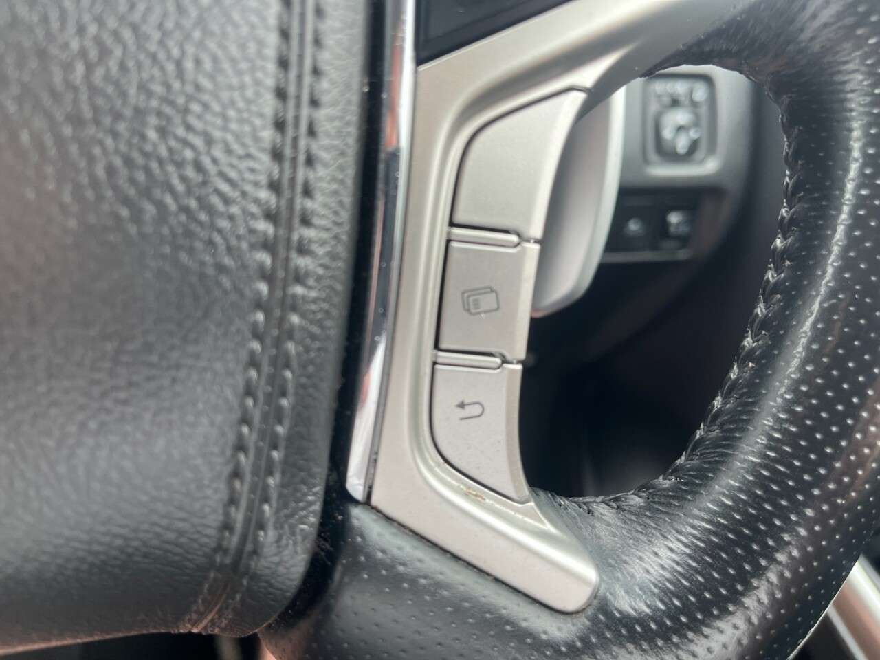 2021 MITSUBISHI L200 2021 MITSUBISHI L200