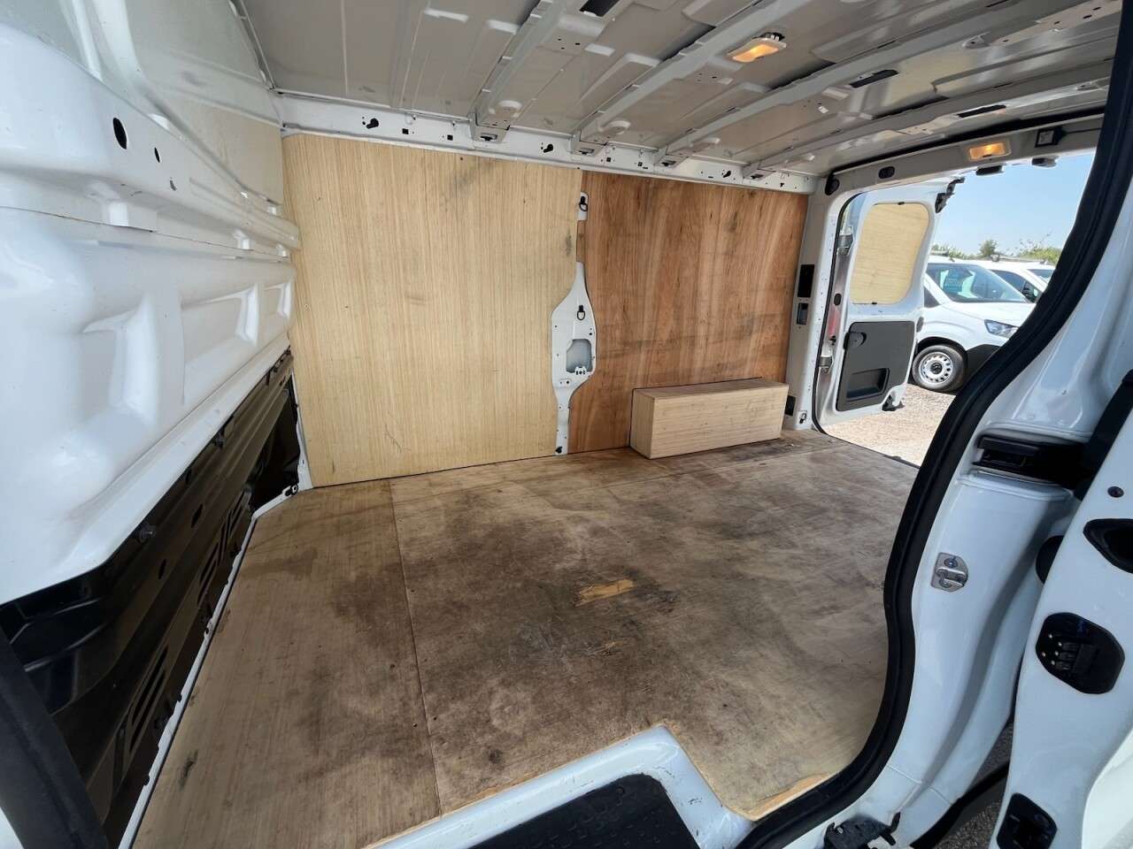 2023 RENAULT TRAFIC 2023 RENAULT TRAFIC