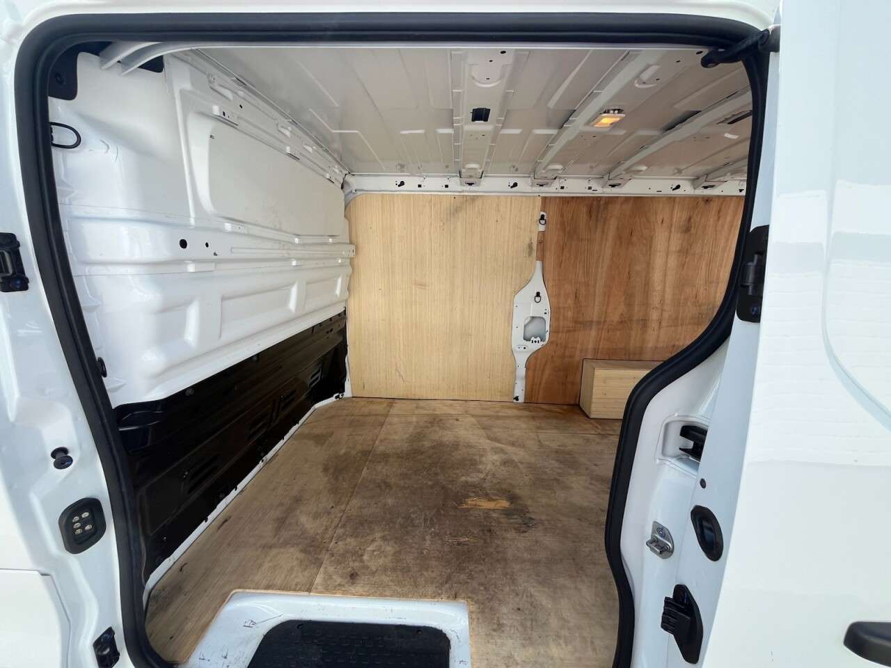 2023 RENAULT TRAFIC 2023 RENAULT TRAFIC