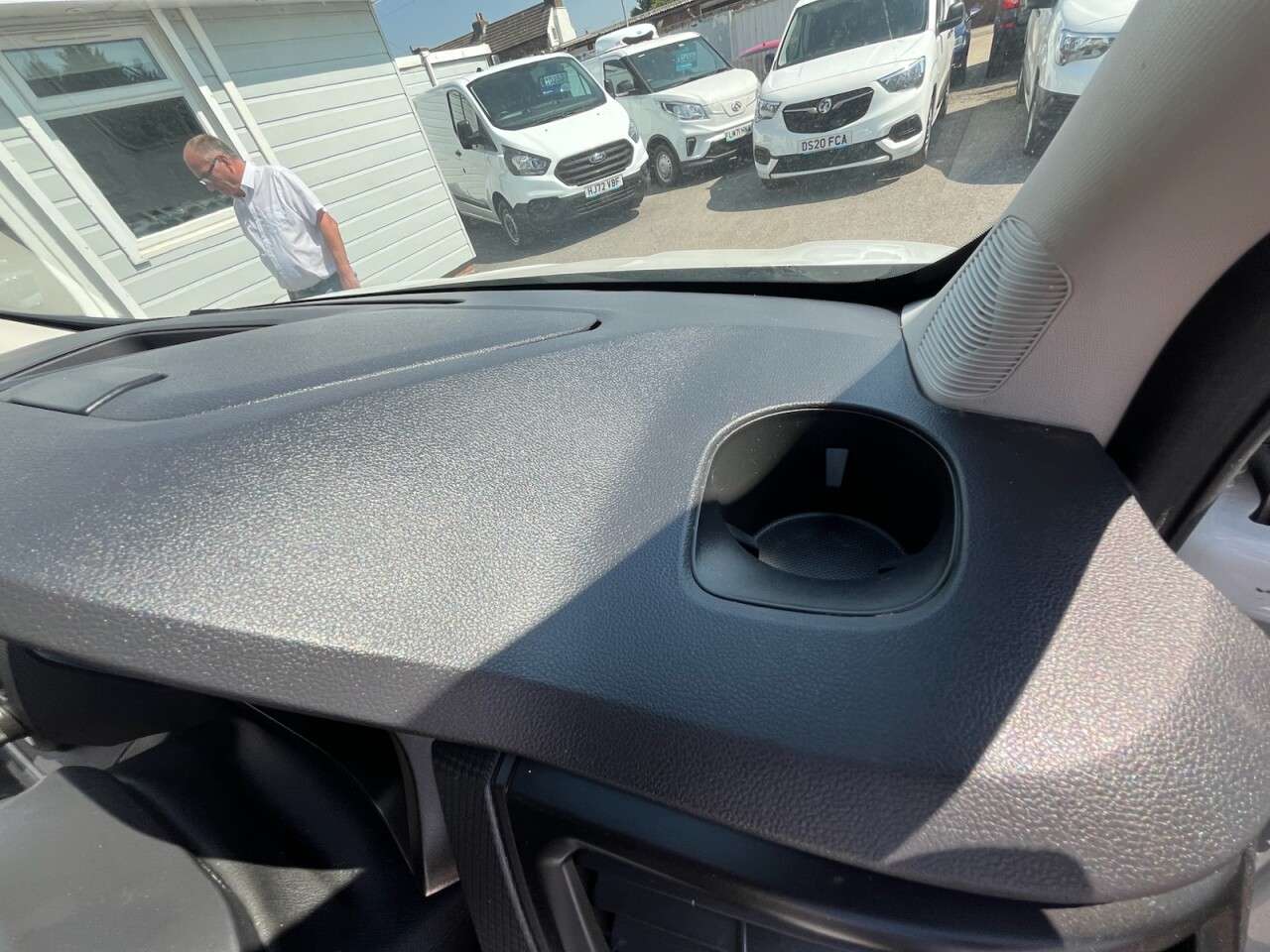 2023 RENAULT TRAFIC 2023 RENAULT TRAFIC