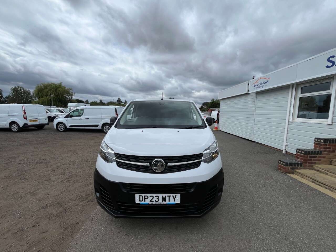 A 2023 VAUXHALL VIVARO 1.5 Turbo D 2900 Prime Panel Van 6dr Diesel Manual L2 H1 Euro 6 (s/s) (100 A 2023 VAUXHALL VIVARO 1.5 Turbo D 2900 Prime Panel Van 6dr Diesel Manual L2 H1 Euro 6 (s/s) (100