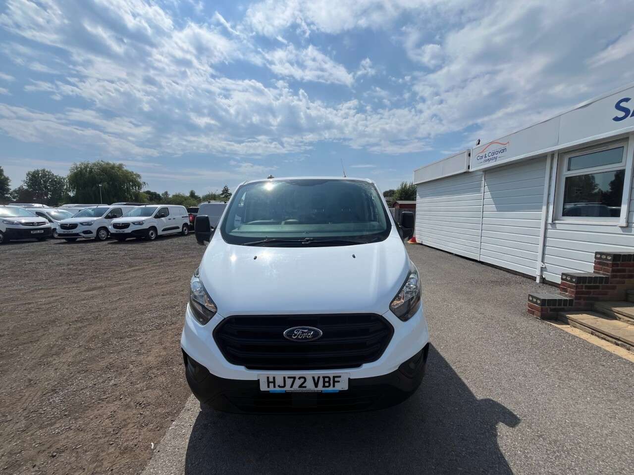 A 2022 FORD TRANSIT CUSTOM 2.0 280 EcoBlue Leader Panel Van 5dr Diesel Manual L1 H1 Euro 6 (s/s) (105 A 2022 FORD TRANSIT CUSTOM 2.0 280 EcoBlue Leader Panel Van 5dr Diesel Manual L1 H1 Euro 6 (s/s) (105