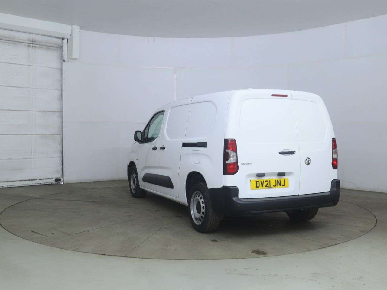 A 2021 VAUXHALL COMBO 1.5 Turbo D 2300 Dynamic Panel Van 4dr Diesel Manual L2 H1 Euro 6 (100 ps) A 2021 VAUXHALL COMBO 1.5 Turbo D 2300 Dynamic Panel Van 4dr Diesel Manual L2 H1 Euro 6 (100 ps)