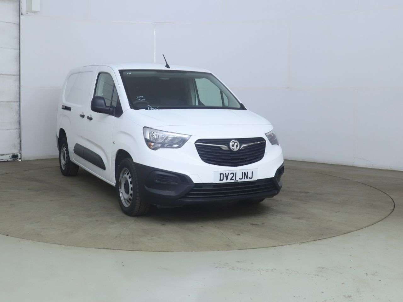 A 2021 VAUXHALL COMBO 1.5 Turbo D 2300 Dynamic Panel Van 4dr Diesel Manual L2 H1 Euro 6 (100 ps) A 2021 VAUXHALL COMBO 1.5 Turbo D 2300 Dynamic Panel Van 4dr Diesel Manual L2 H1 Euro 6 (100 ps)