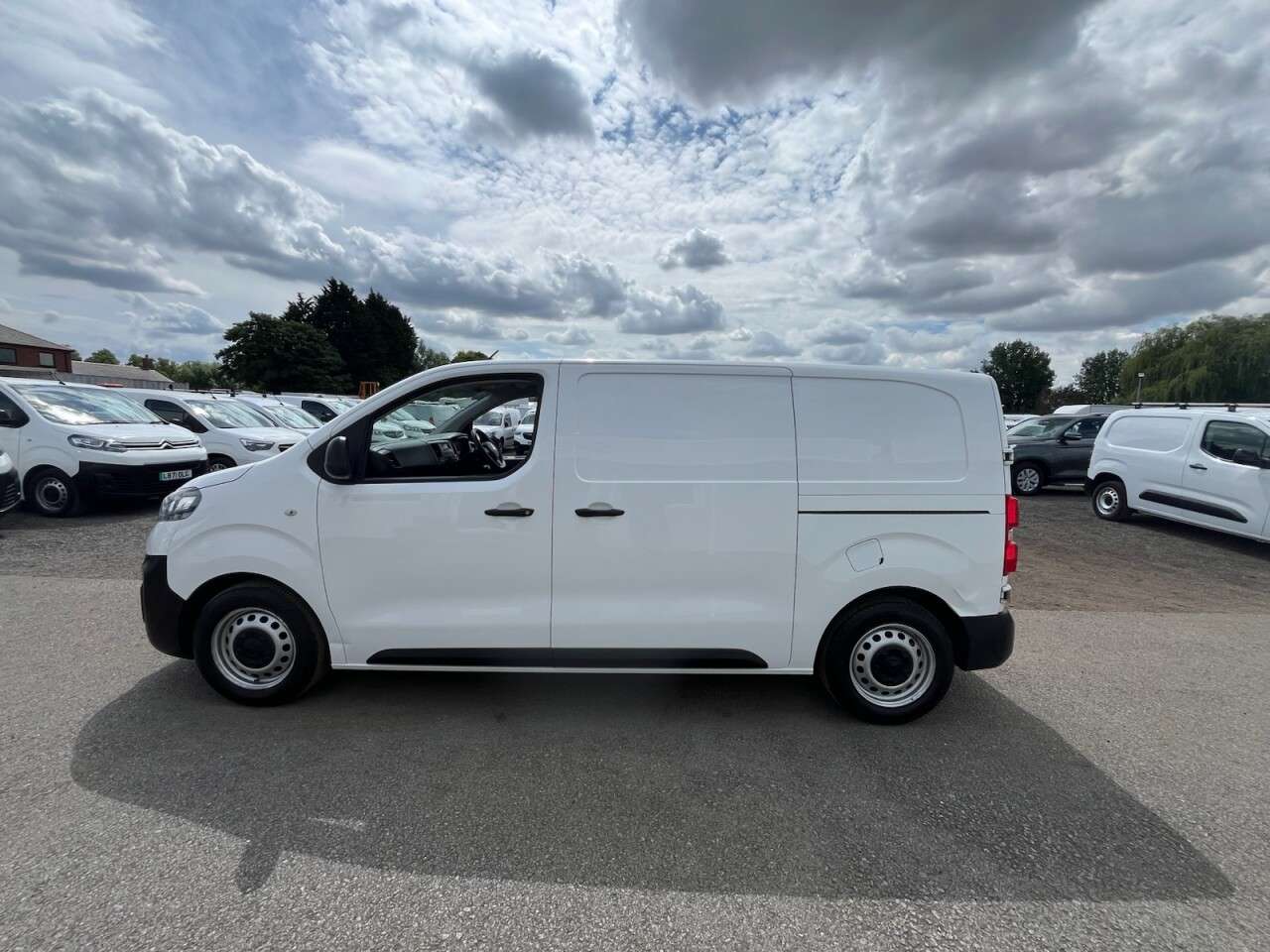2021 VAUXHALL VIVARO 2021 VAUXHALL VIVARO