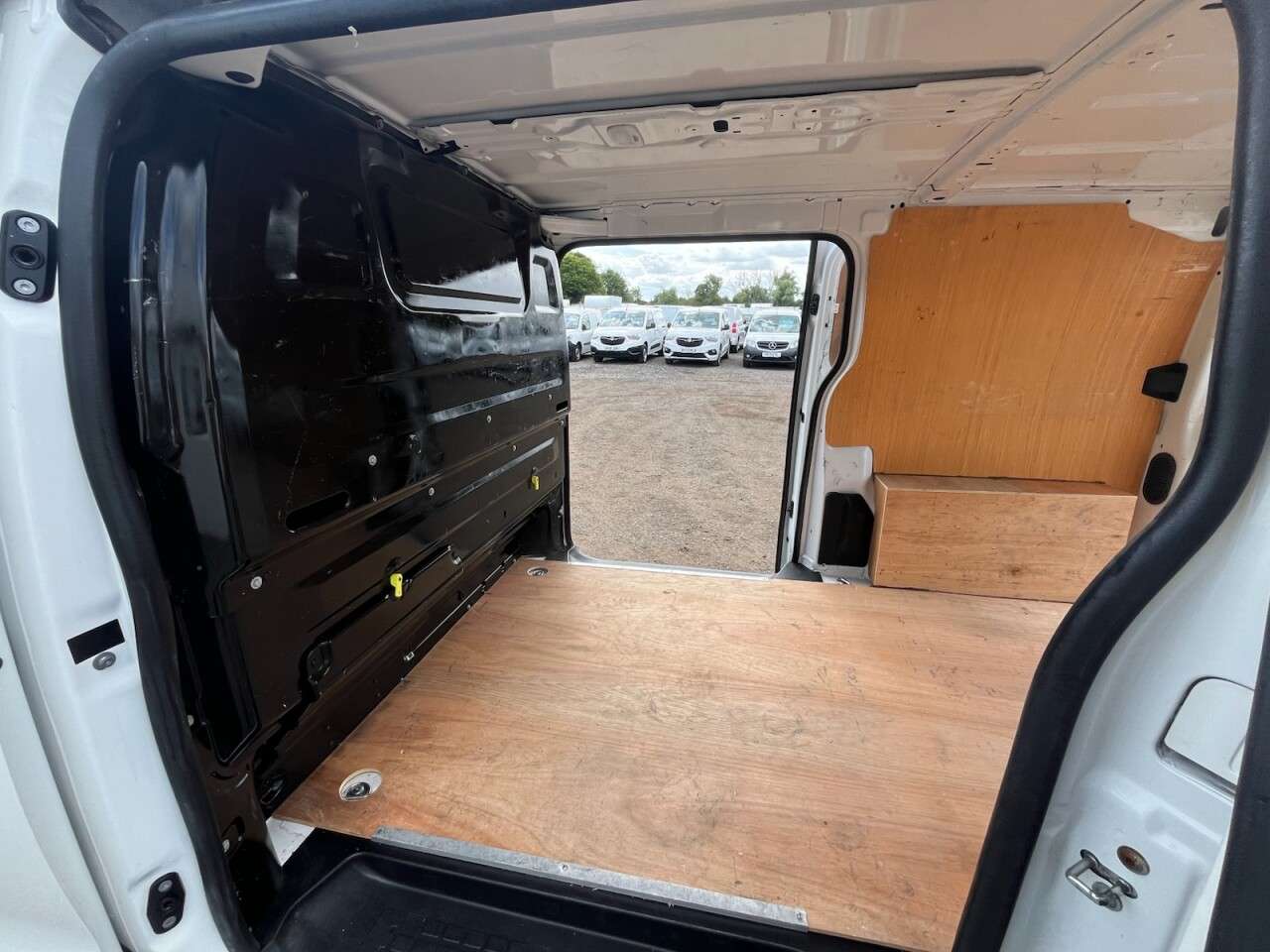2021 VAUXHALL VIVARO 2021 VAUXHALL VIVARO