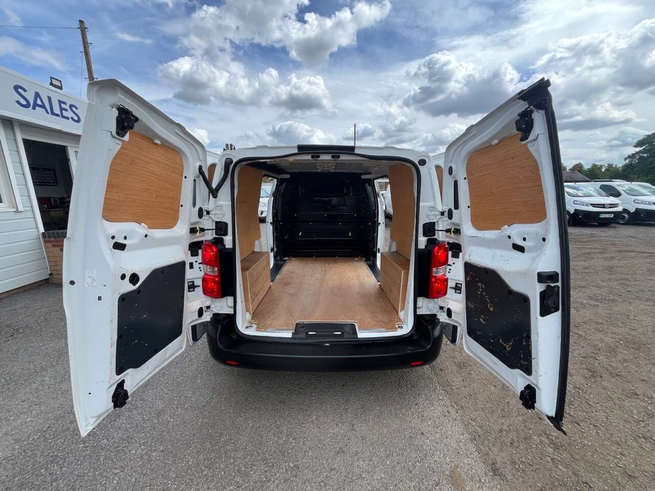 2021 VAUXHALL VIVARO 2021 VAUXHALL VIVARO