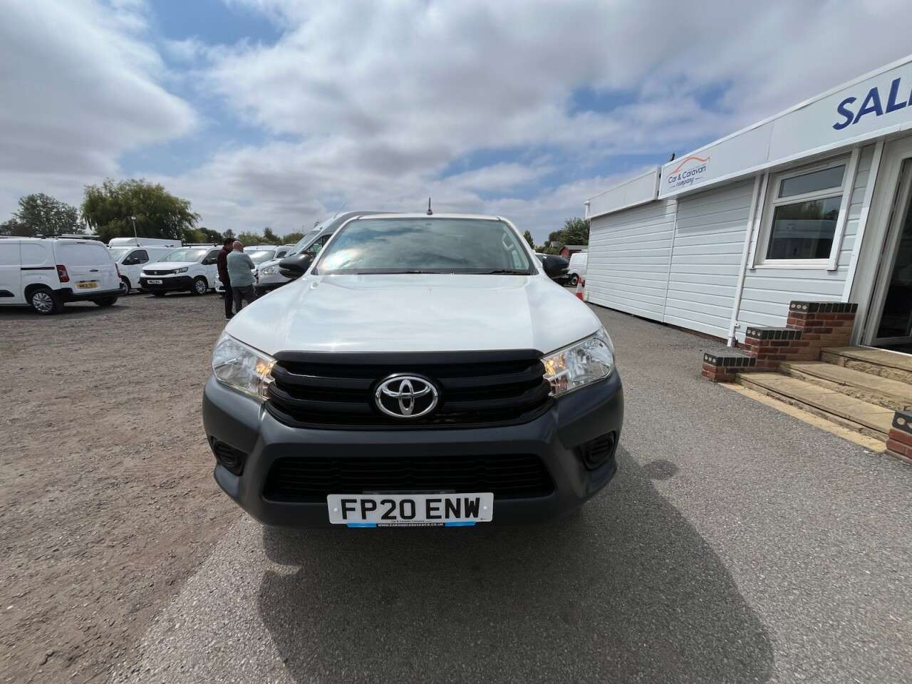 A 2020 TOYOTA HI-LUX 2.4 D-4D Active Pickup Extended Cab 4dr Diesel Manual 4WD Euro 6 (3.5t) (15 A 2020 TOYOTA HI-LUX 2.4 D-4D Active Pickup Extended Cab 4dr Diesel Manual 4WD Euro 6 (3.5t) (15