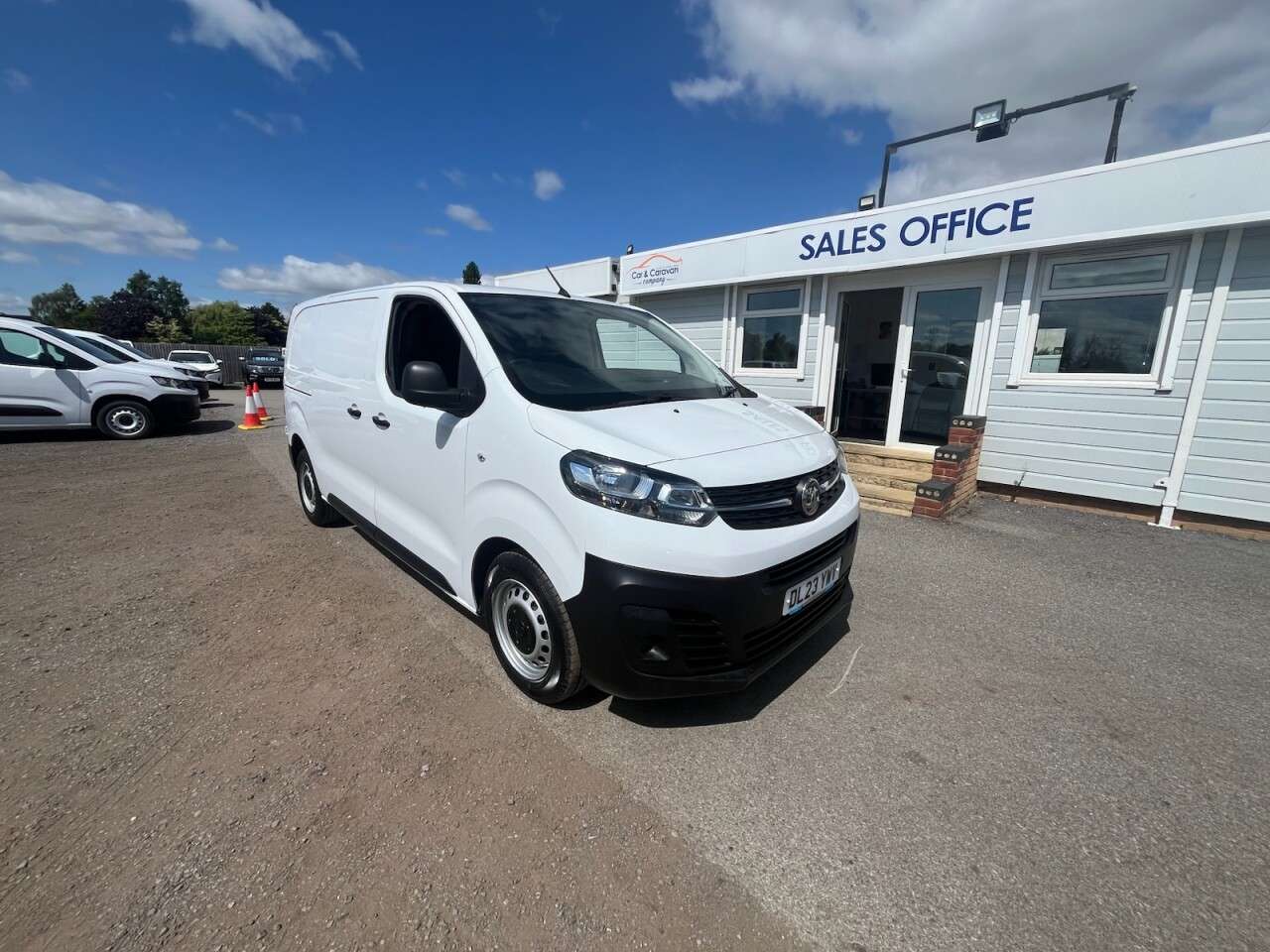 A 2023 VAUXHALL VIVARO 1.5 Turbo D 2900 Prime Panel Van 6dr Diesel Manual L1 H1 Euro 6 (s/s) (100 A 2023 VAUXHALL VIVARO 1.5 Turbo D 2900 Prime Panel Van 6dr Diesel Manual L1 H1 Euro 6 (s/s) (100