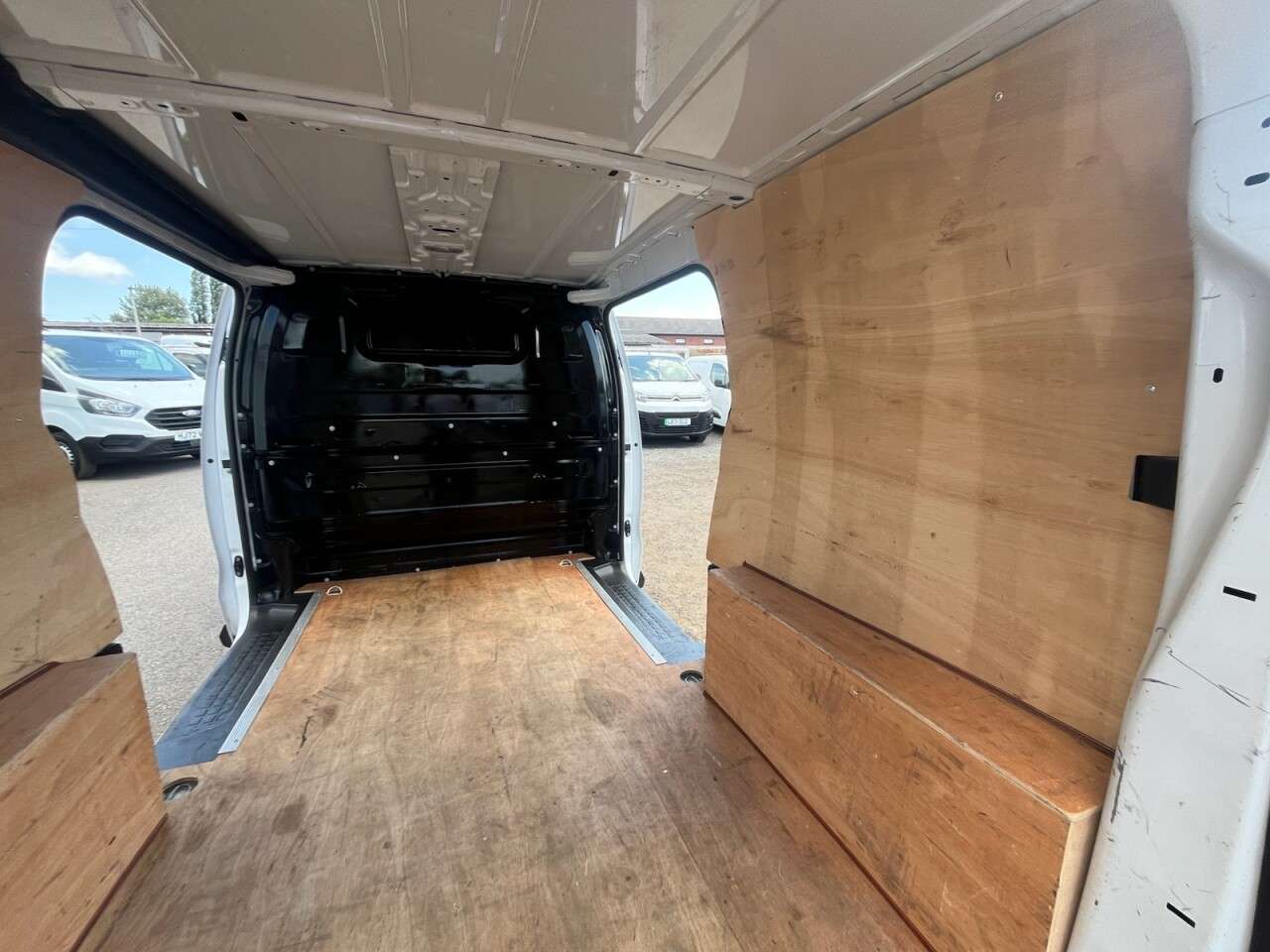 2023 VAUXHALL VIVARO 2023 VAUXHALL VIVARO