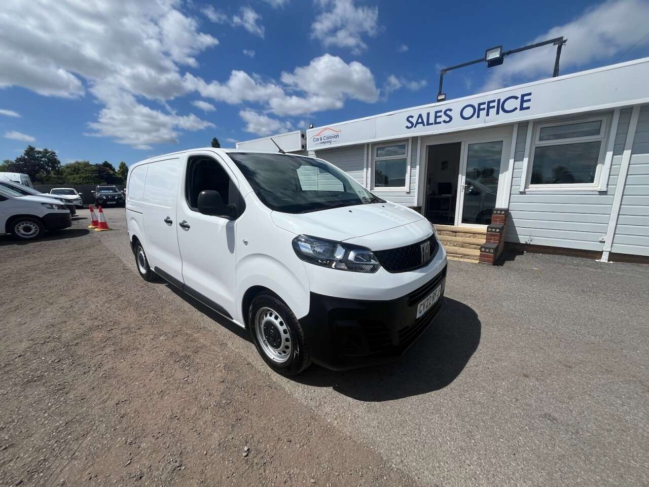 A 2022 FIAT SCUDO 1.5 Multijet Tecnico Panel Van 6dr Diesel Manual SWB Euro 6 (s/s) (120 ps) A 2022 FIAT SCUDO 1.5 Multijet Tecnico Panel Van 6dr Diesel Manual SWB Euro 6 (s/s) (120 ps)