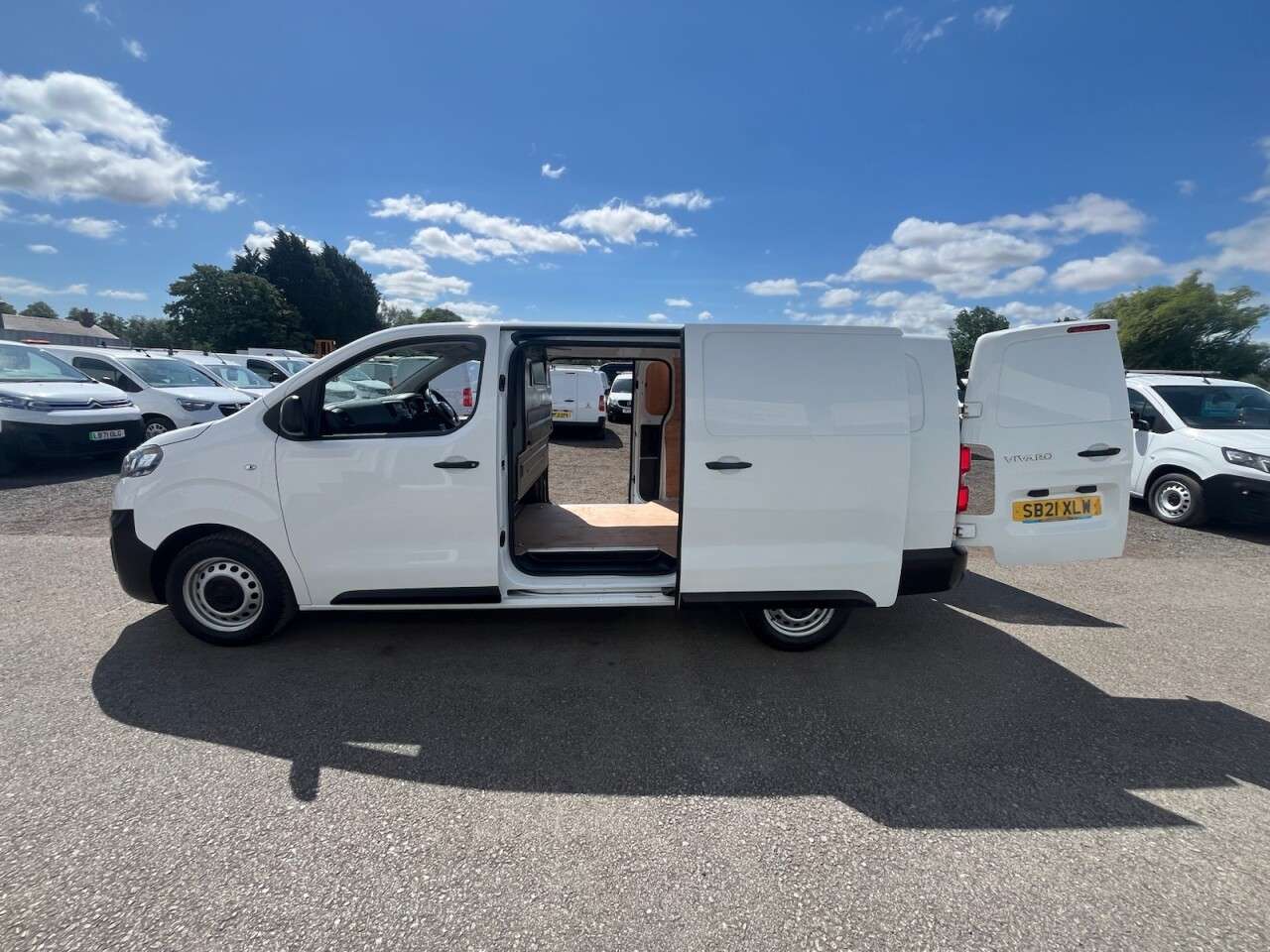 2021 VAUXHALL VIVARO 2021 VAUXHALL VIVARO