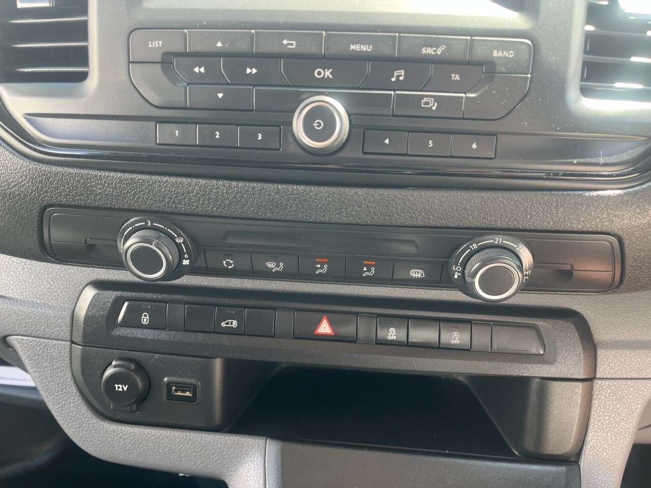 2021 VAUXHALL VIVARO 2021 VAUXHALL VIVARO