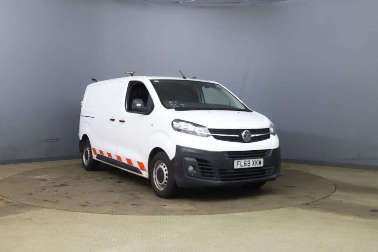 A 2019 VAUXHALL VIVARO 1.5 Turbo D 2900 Edition Panel Van 5dr Diesel Manual L1 H1 Euro 6 (s/s) (10 A 2019 VAUXHALL VIVARO 1.5 Turbo D 2900 Edition Panel Van 5dr Diesel Manual L1 H1 Euro 6 (s/s) (10