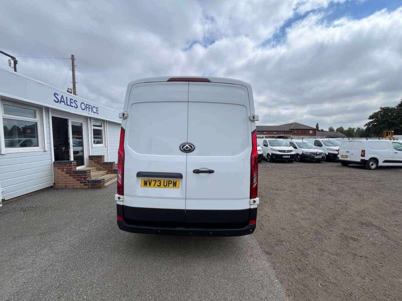 2023 MAXUS DELIVER 9 2023 MAXUS DELIVER 9
