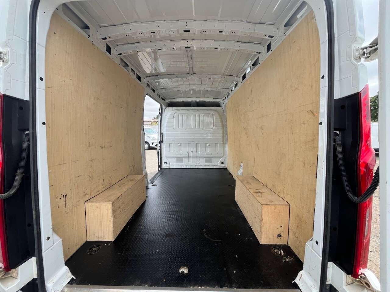 2023 MAXUS DELIVER 9 2023 MAXUS DELIVER 9