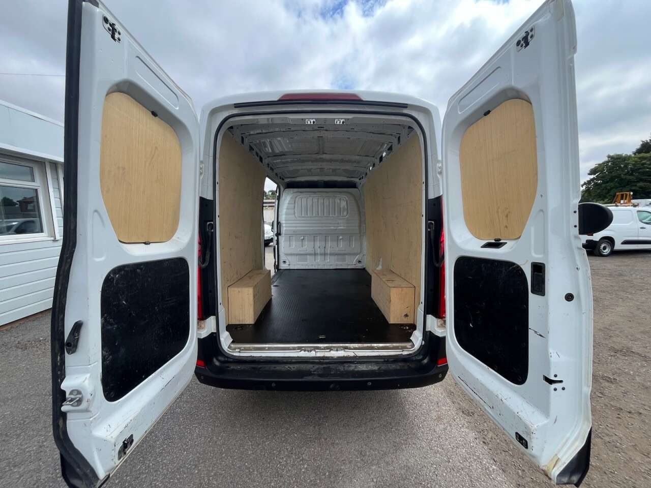 2023 MAXUS DELIVER 9 2023 MAXUS DELIVER 9