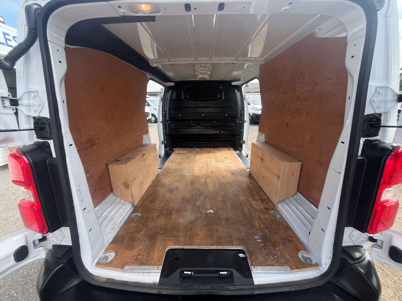 2023 VAUXHALL VIVARO 2023 VAUXHALL VIVARO