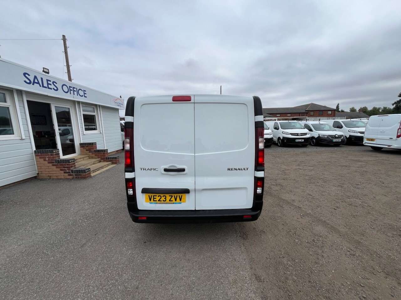 2023 RENAULT TRAFIC 2023 RENAULT TRAFIC