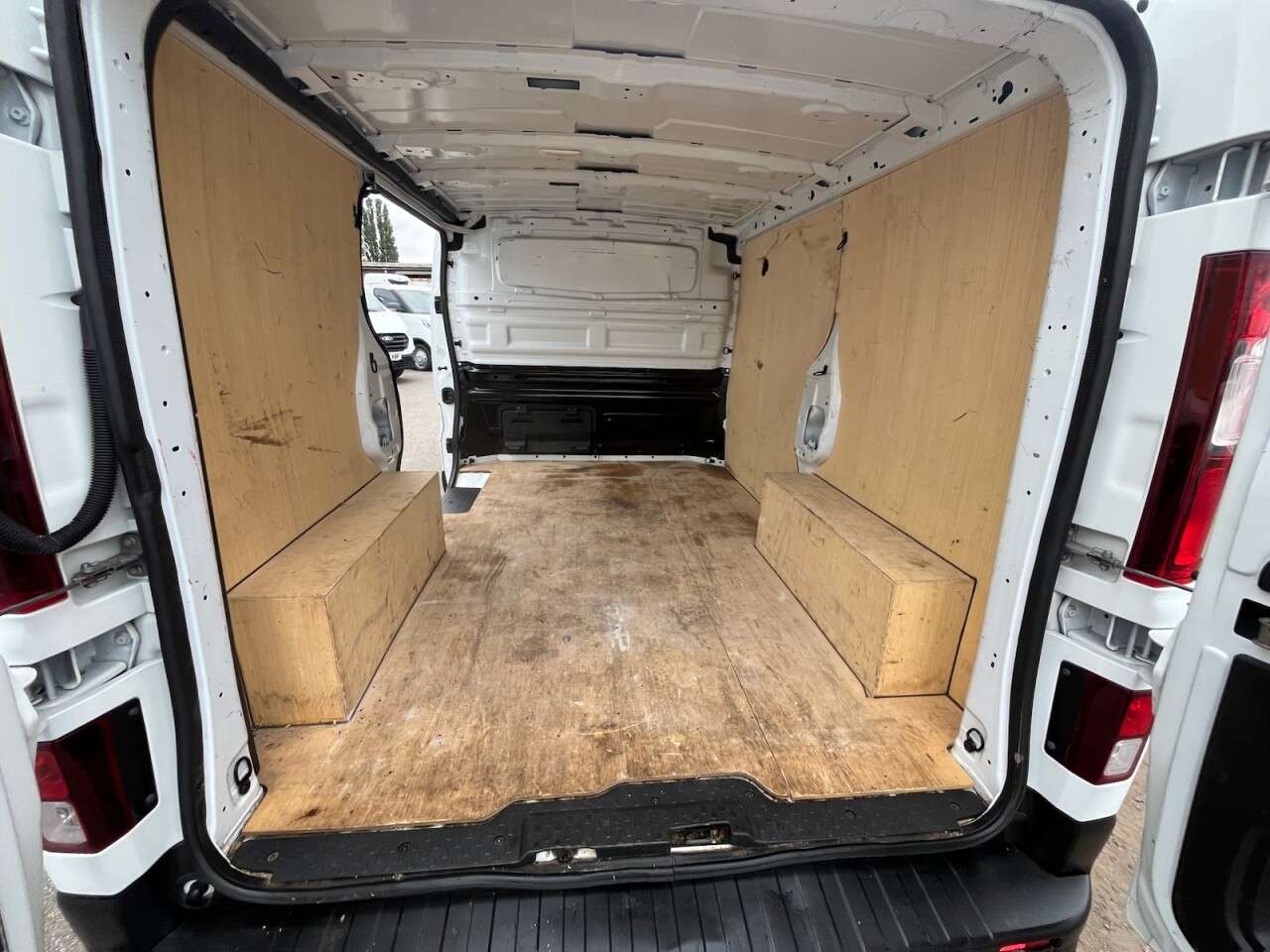 2023 RENAULT TRAFIC 2023 RENAULT TRAFIC