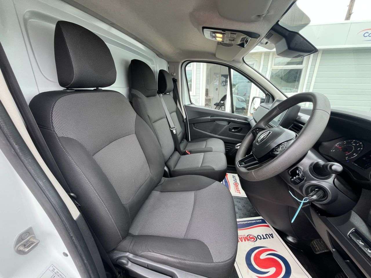 2023 RENAULT TRAFIC 2023 RENAULT TRAFIC