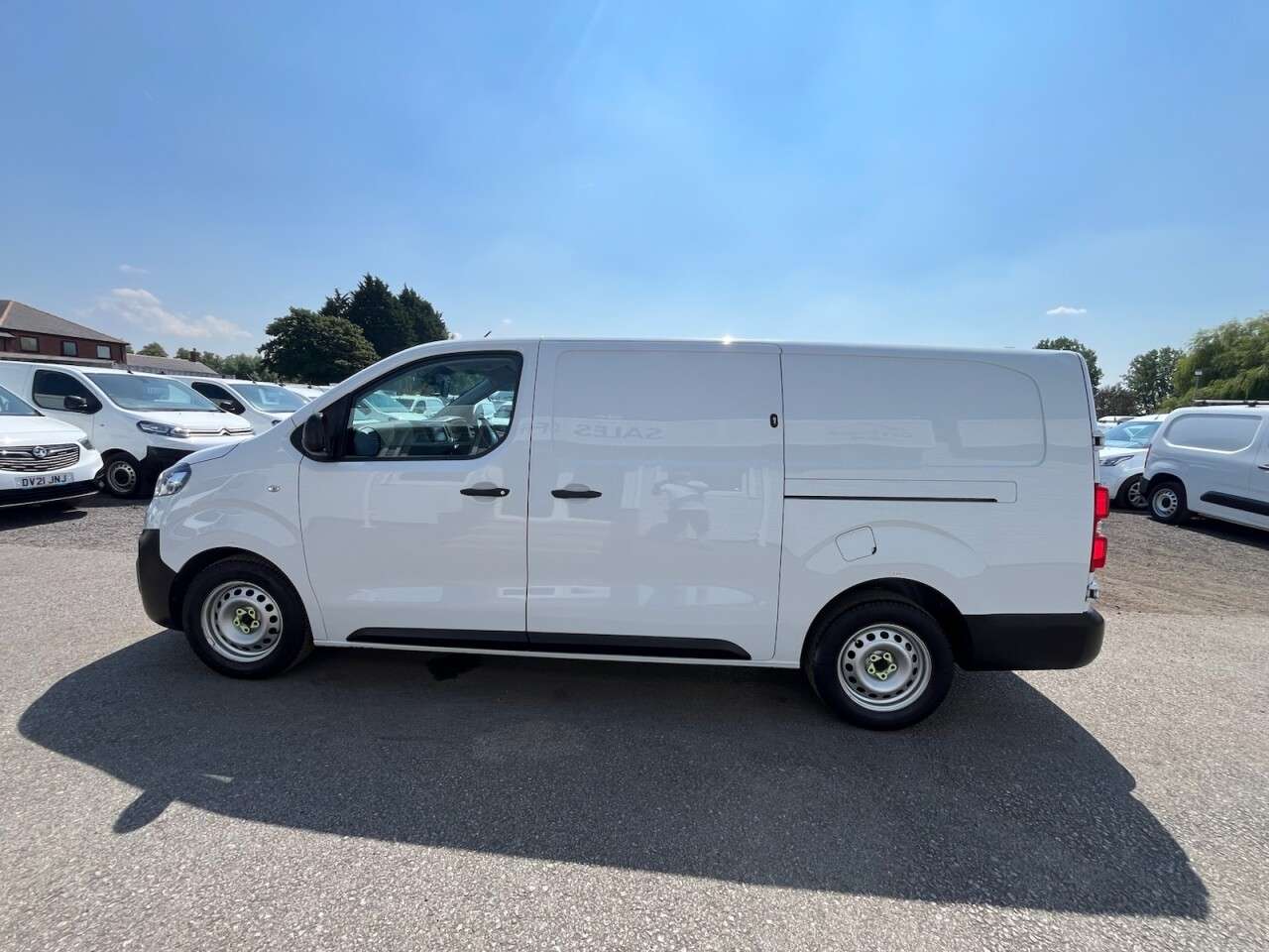 2023 VAUXHALL VIVARO 2023 VAUXHALL VIVARO