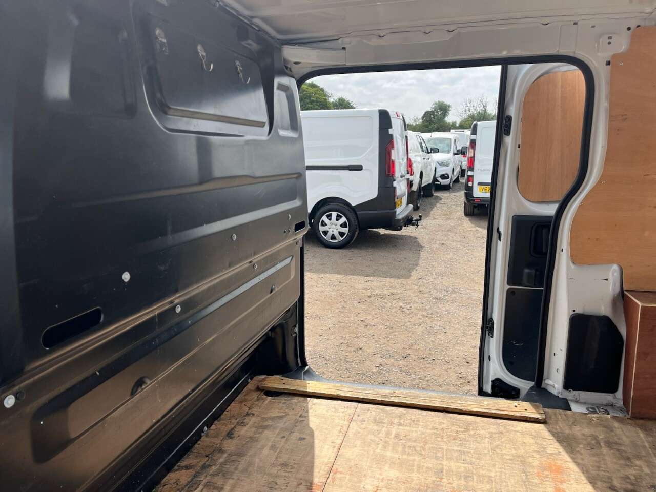 2023 VAUXHALL VIVARO 2023 VAUXHALL VIVARO