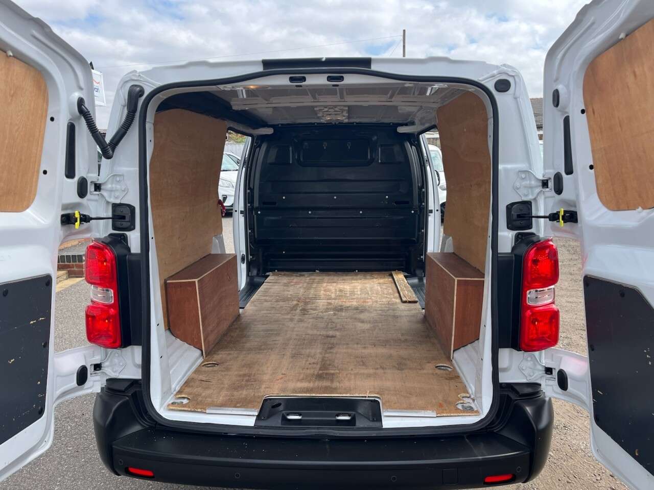 2023 VAUXHALL VIVARO 2023 VAUXHALL VIVARO